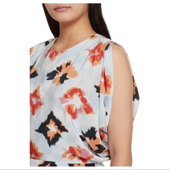 Opening Ceremony Bursting Diamond Silk Open Back Dress - Picture 3 of 15